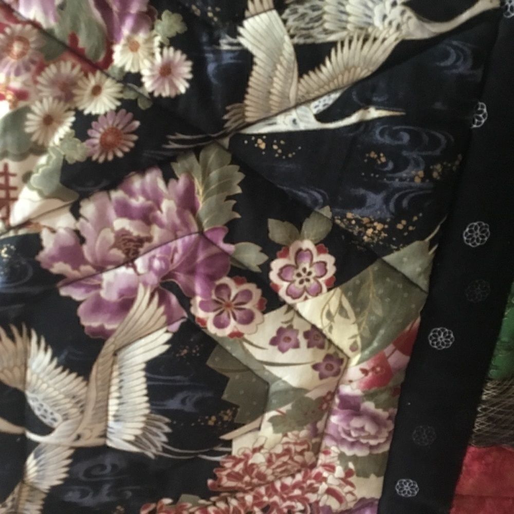 Handmade Quilt   - Picture 10 of 15